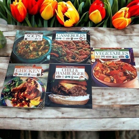 Popular Brands Cookbooks Bundle Modern Publishing’s Soup Chicken Casserole - Picture 1 of 5